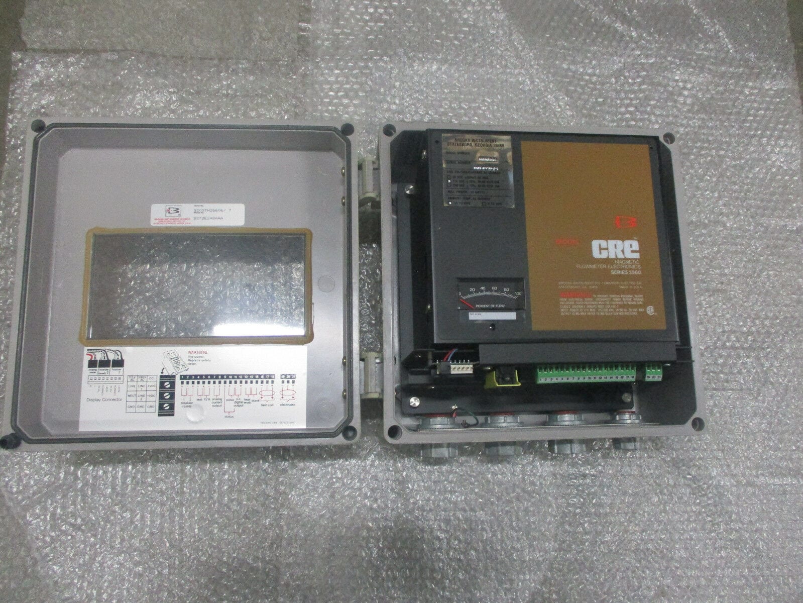 Brooks-356331A2C1-CRE-Magnetic-Flowmeter-S273E248AAA-Series-3560-115VAC-NEW-163498750318.jpg Brooks 356331A2C1 CRE Magnetic Flowmeter S273E248AAA Series 3560 115VAC *NEW* - Image 1